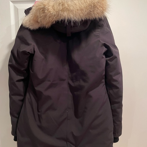 Canada goose Parka jacket - Picture 2 of 6